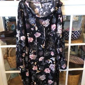 Black Floral hooded Sweatshirt Dress NWT Size 2X